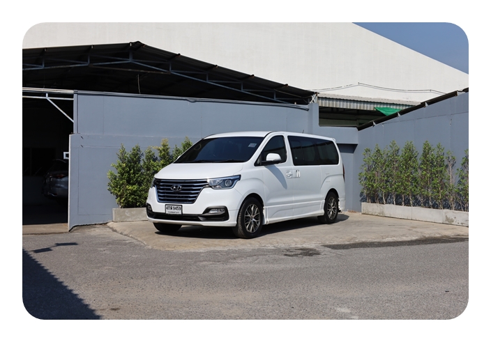 2018 HYUNDAI GRAND STAREX 2.5 PREMIUM auto (รูปที่ 4)