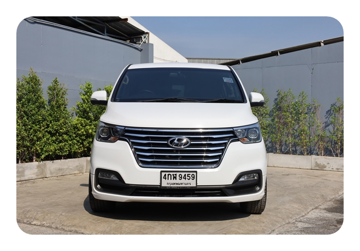 2018 HYUNDAI GRAND STAREX 2.5 PREMIUM auto