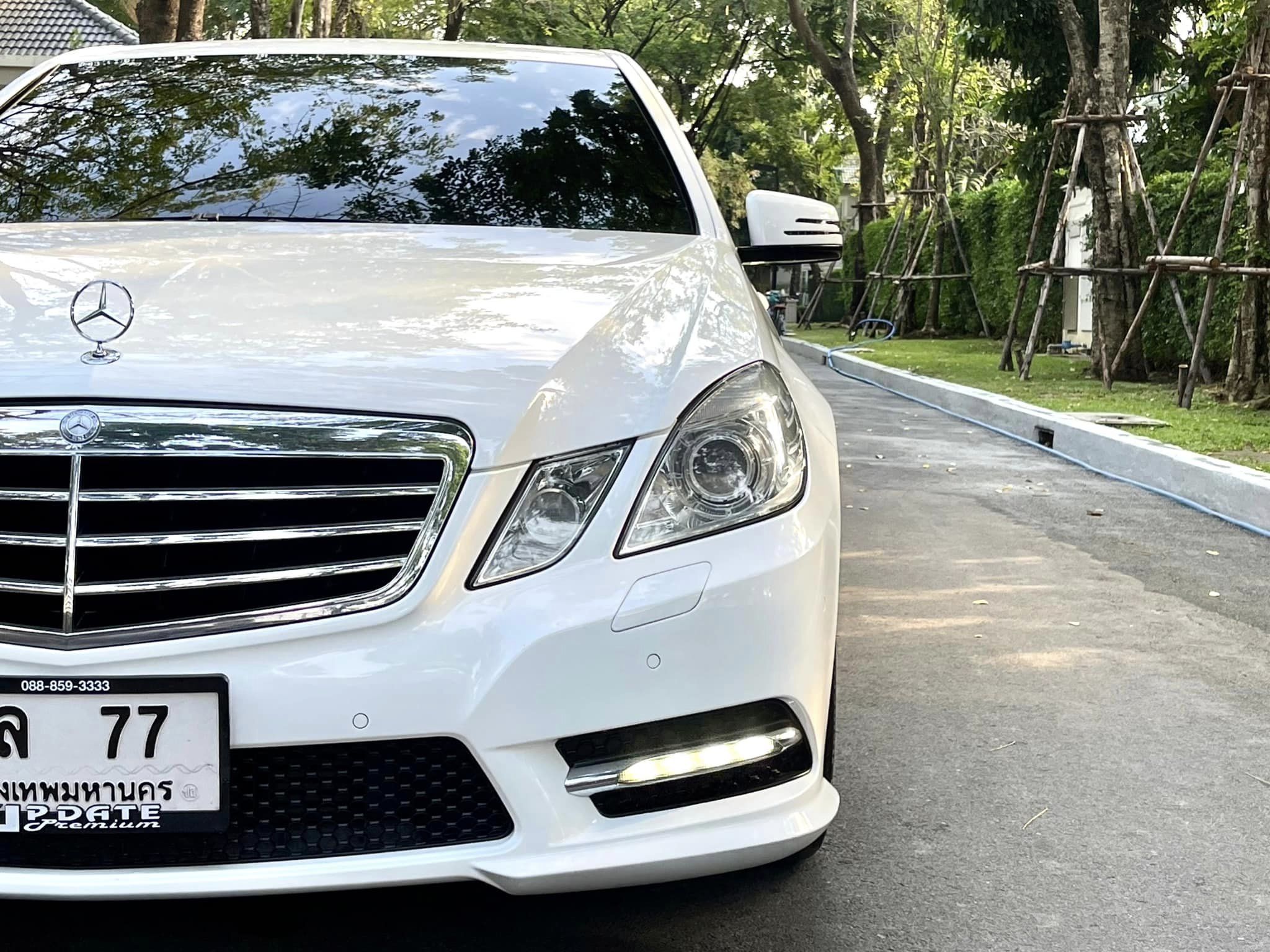 Mercedes Benz E250 AMG Avantgarde มือเดียวป้ายแดง ไม่สวยให้ตบเลย 😆