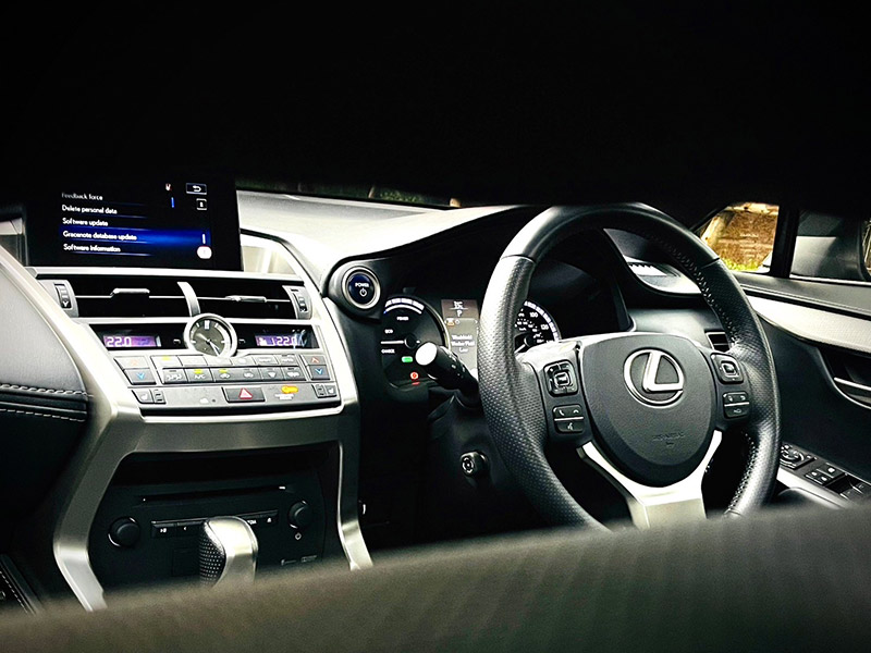 Lexus NX300H F Sport Top สุด มือเดียว โคตรใหม่ (รูปที่ 30)