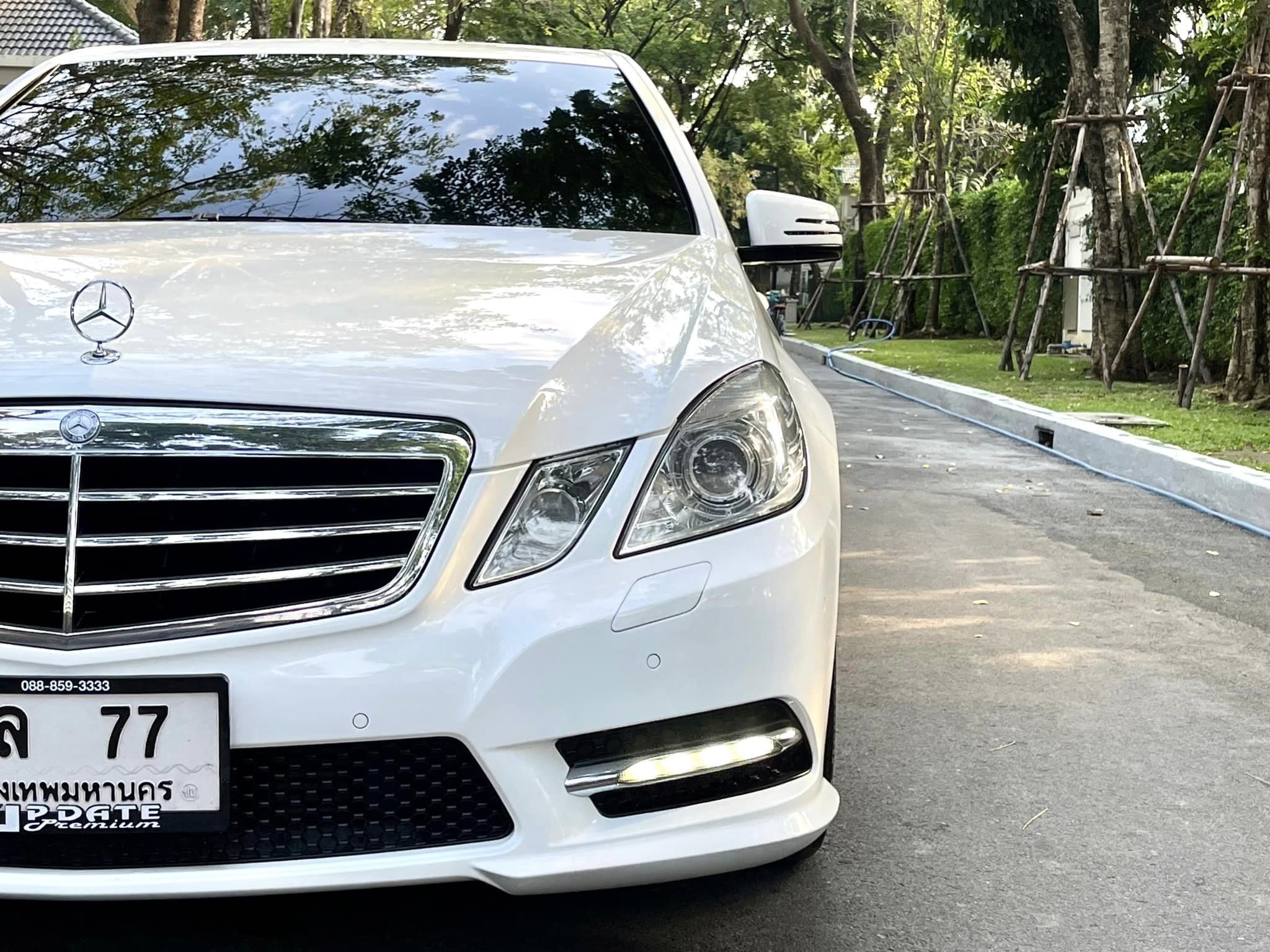 Mercedes Benz E250 AMG Avantgarde มือเดียวป้ายแดง ไม่สวยให้ตบเลย (รูปที่ 14)