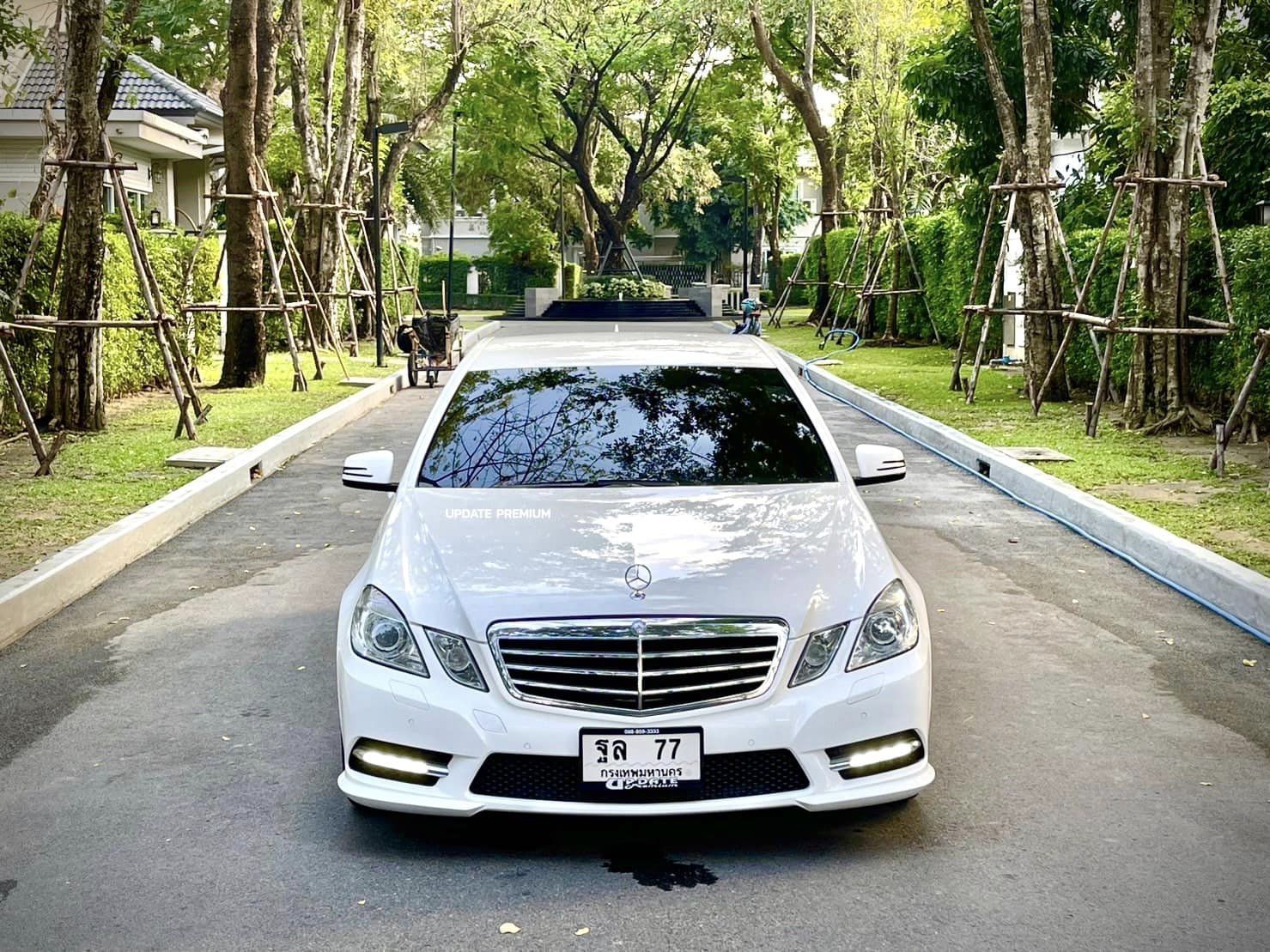 Mercedes Benz E250 AMG Avantgarde มือเดียวป้ายแดง ไม่สวยให้ตบเลย