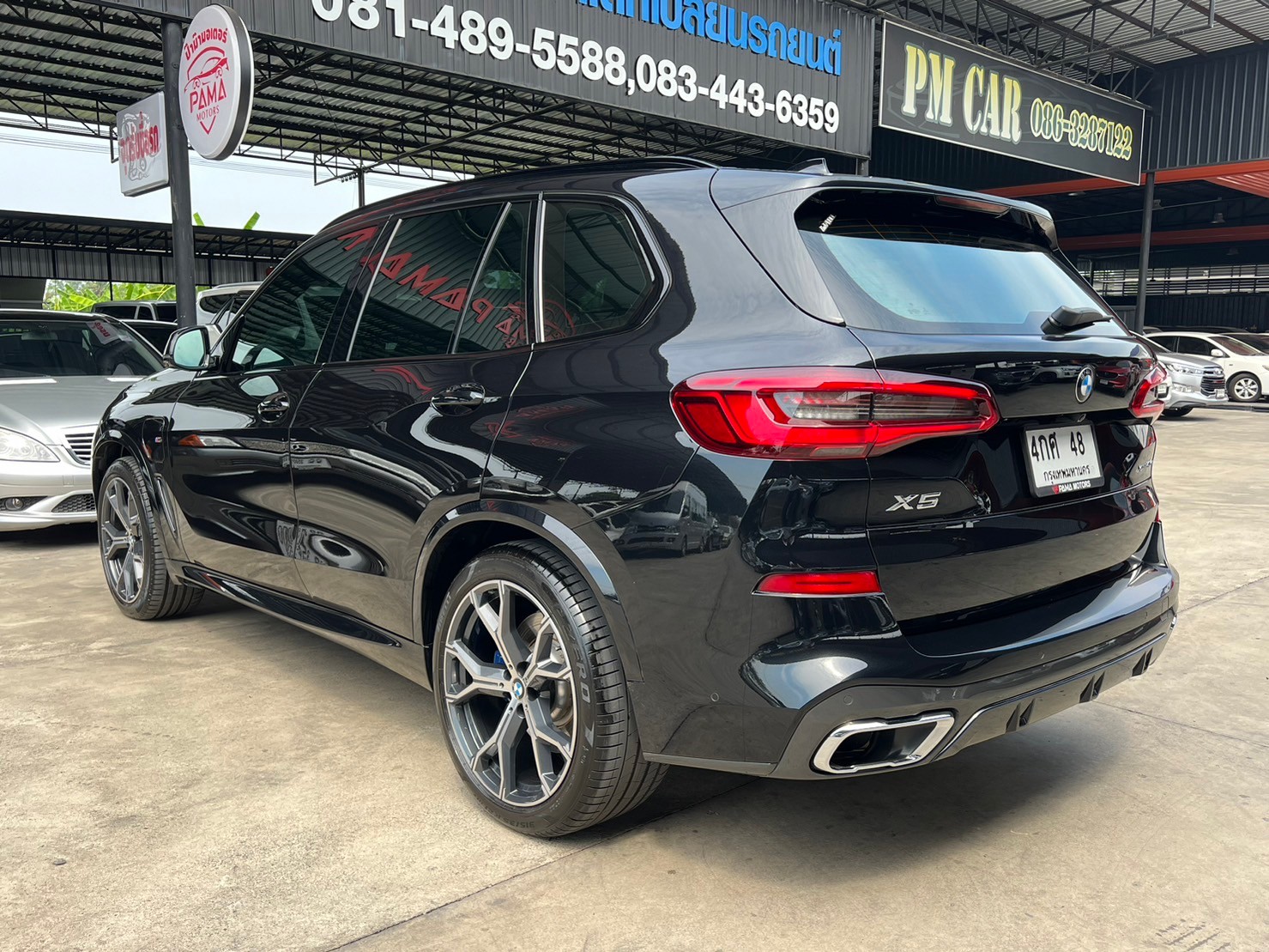2021 BMW X5 G05 สีดำ (รูปที่ 6)