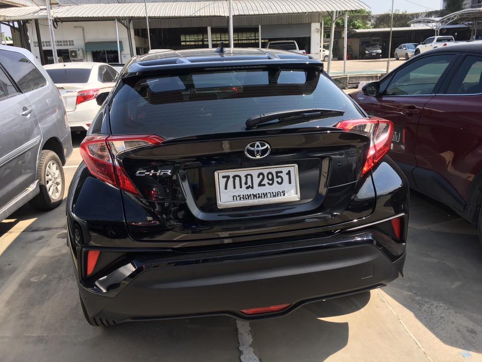 Toyota C-HR ปี 2018 สีดำ (รูปที่ 5)