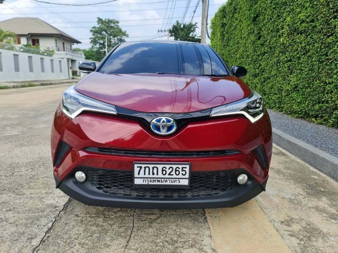 TOYOTA #CHR HYBRID MID สีแดง-ดำ สวยเนี๊ยบทุกจุด