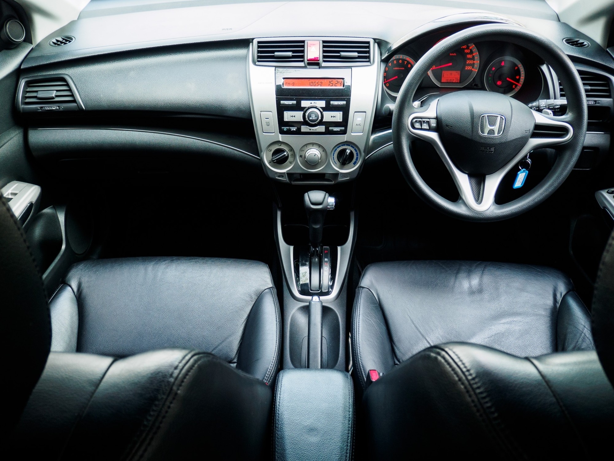 2009 Honda City สีดำ (รูปที่ 13)