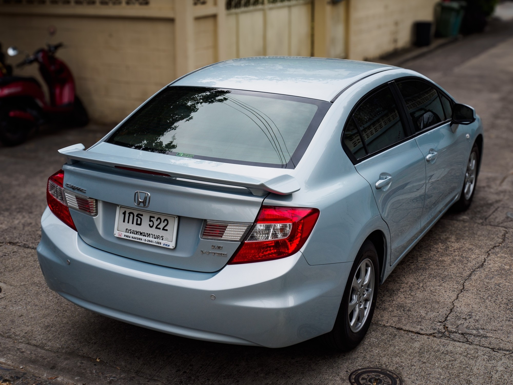 2013 Honda Civic FB สีเทา (รูปที่ 5)