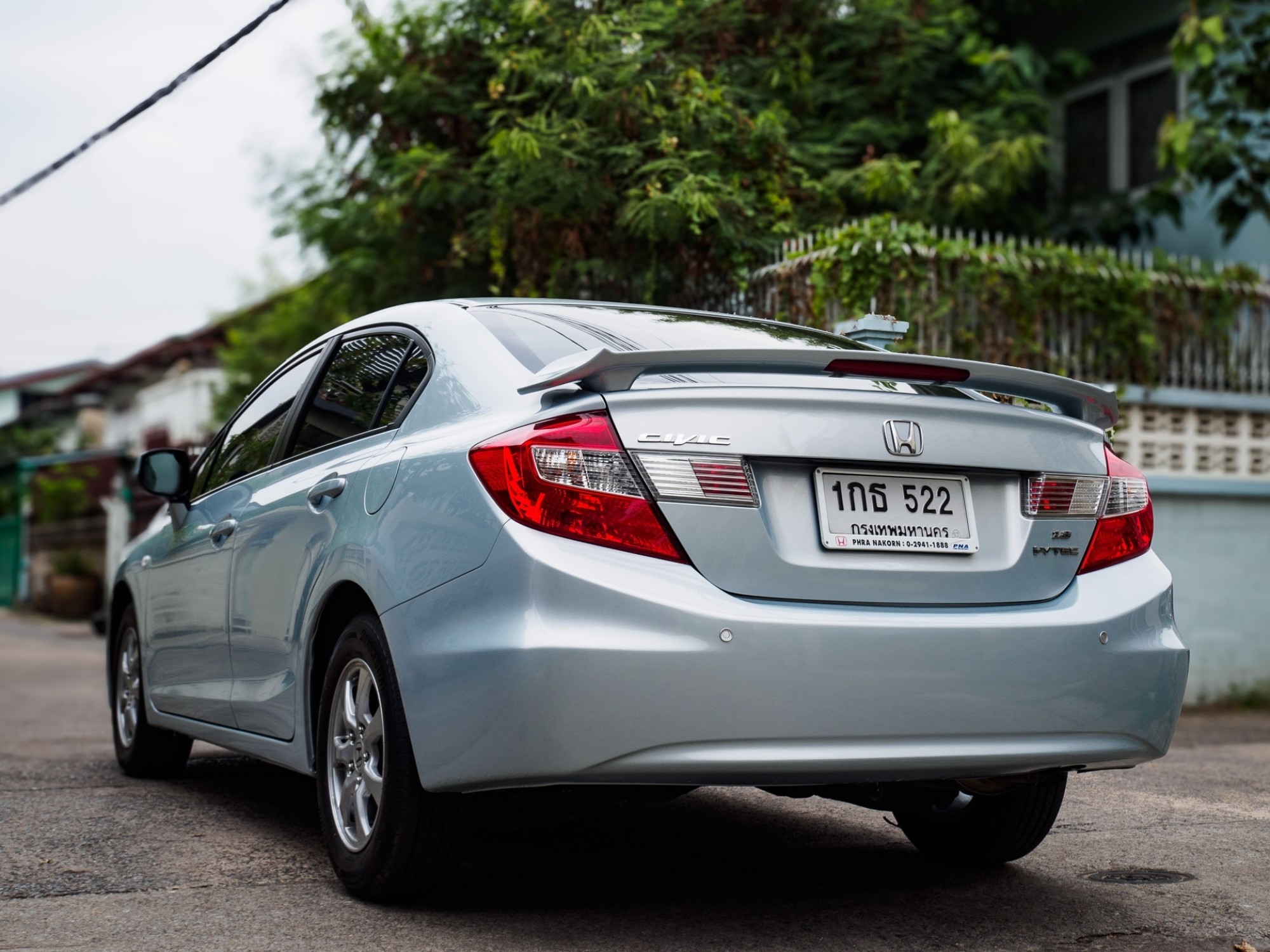2013 Honda Civic FB สีเทา (รูปที่ 7)