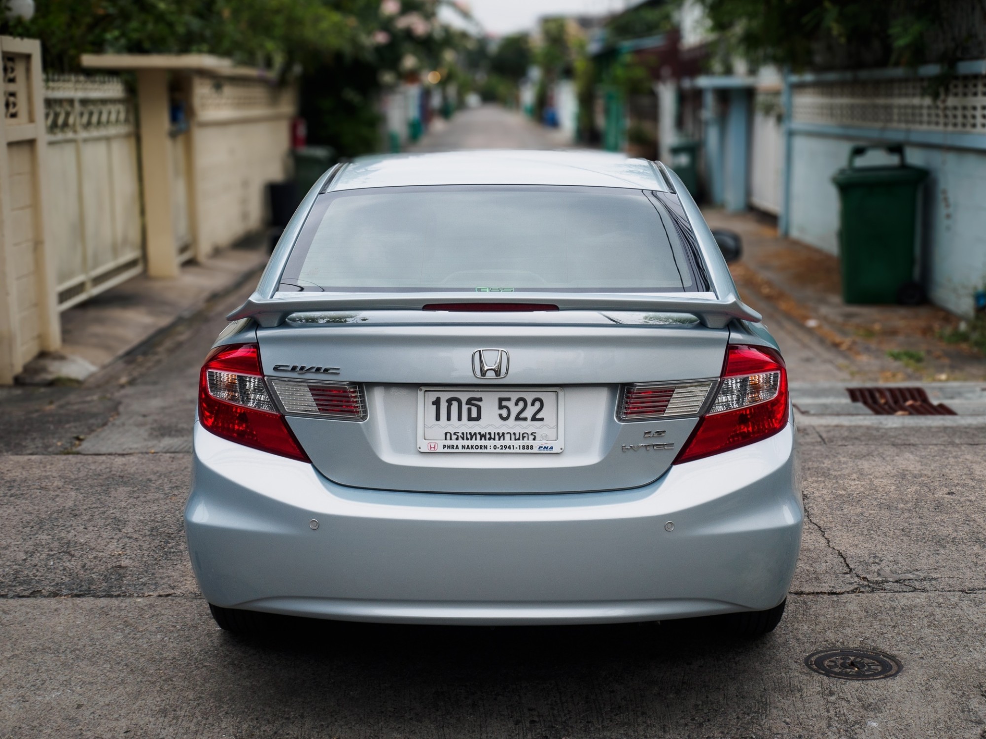 2013 Honda Civic FB สีเทา (รูปที่ 6)