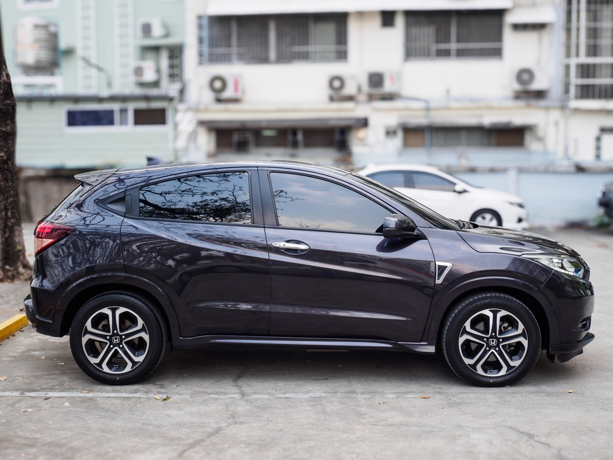2015 Honda HR-V สีเทา (รูปที่ 3)