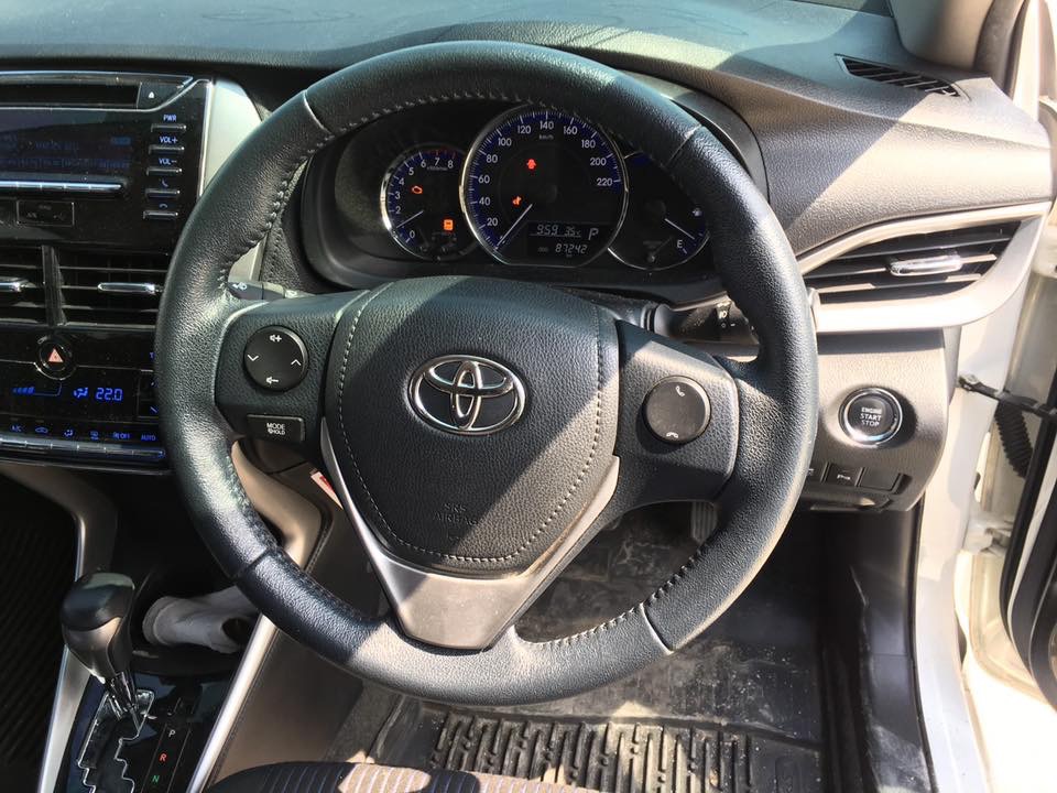 Toyota Yaris Ativ ปี 2017 สีขาว (รูปที่ 10)