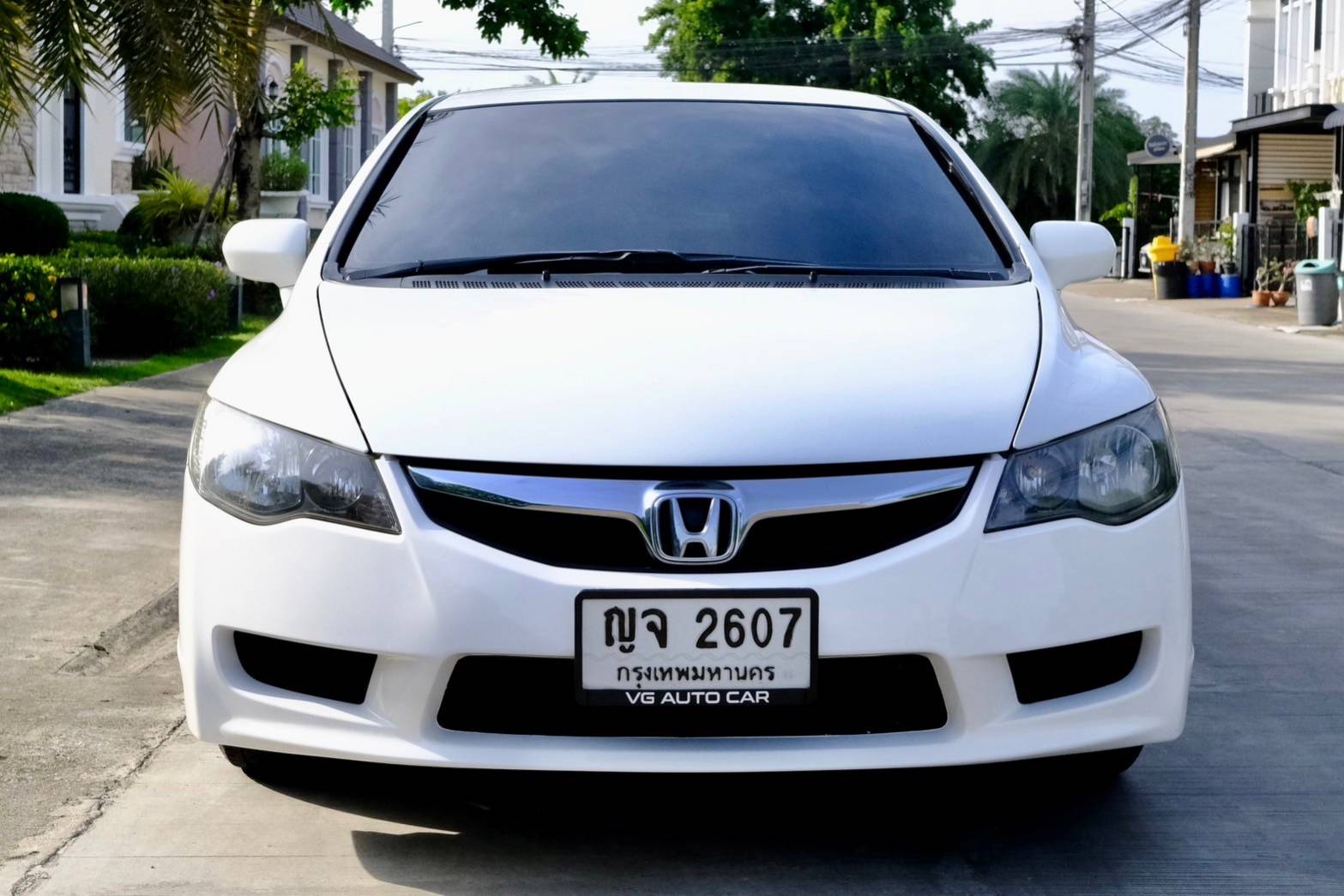 Honda Civic 1.8s (as) เครื่องยนต์: เบนซิน เกียร์:AT ปี:2011 สี: ขาว ไมล์ : 97,xxx กม. (รูปที่ 3)
