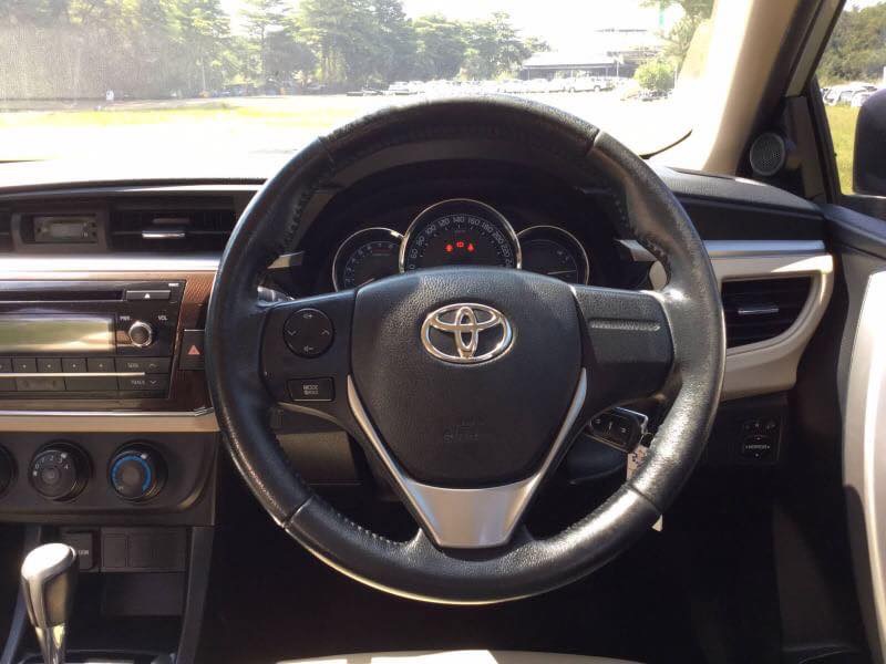 Toyota Corolla Altis โฉม 14-16 ปี 2014 สีเทา (รูปที่ 8)