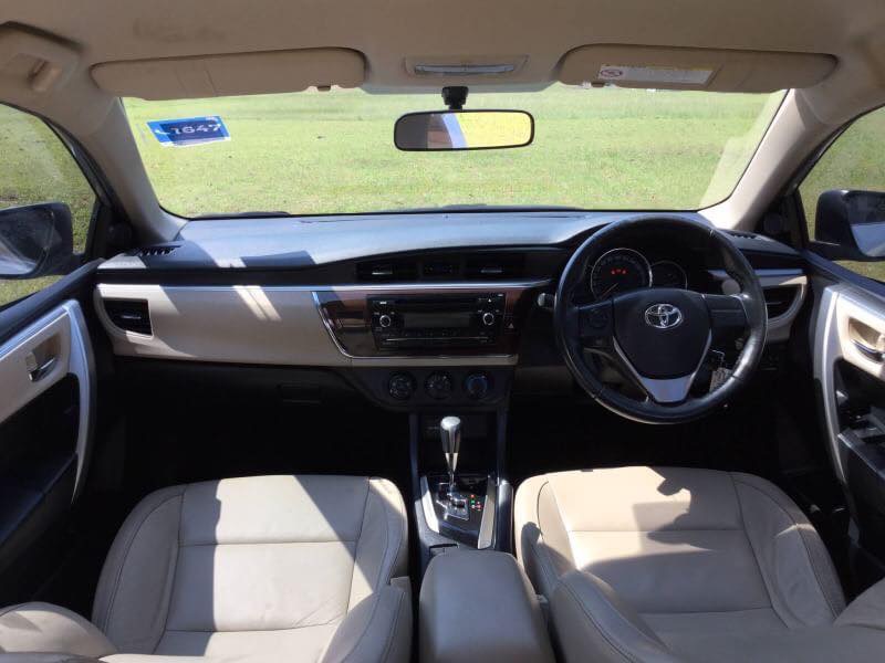 Toyota Corolla Altis โฉม 14-16 ปี 2014 สีเทา (รูปที่ 12)
