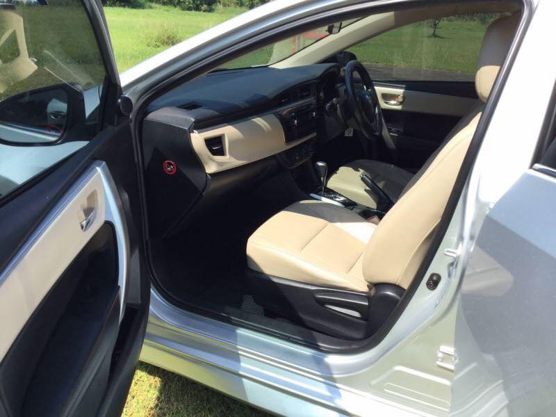 Toyota Corolla Altis โฉม 14-16 ปี 2014 สีเทา (รูปที่ 14)