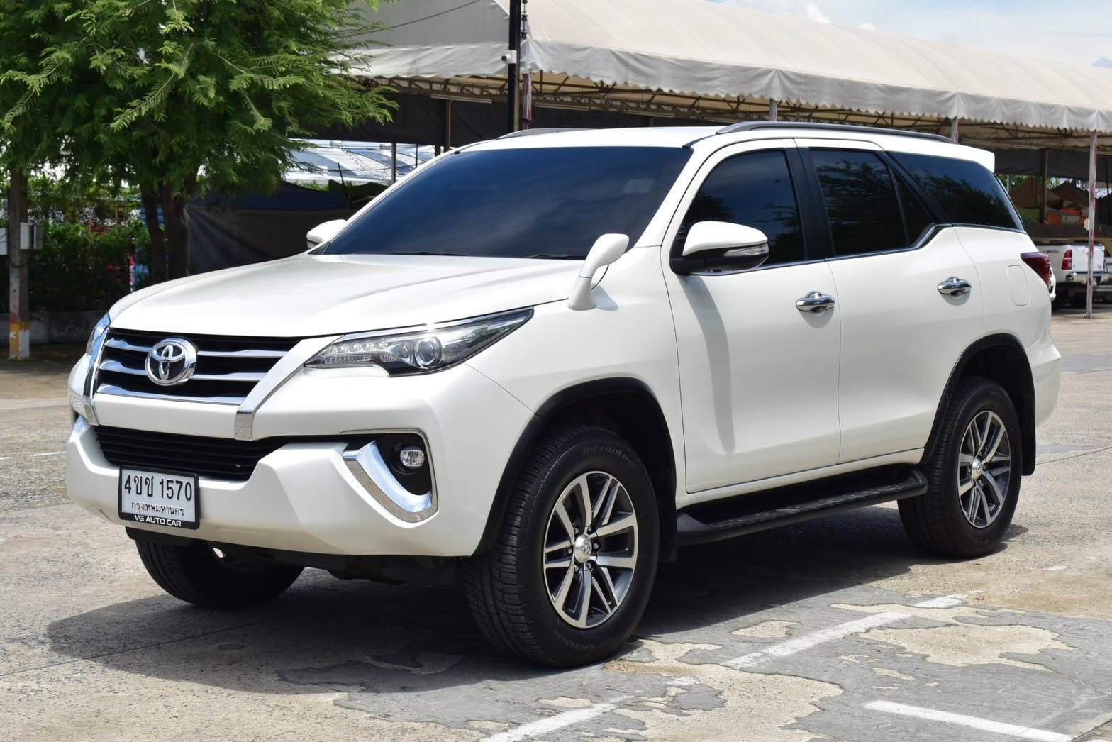 Toyota Fortuner 2.8 v Sigma4 4WD เครื่องยนต์: ดีเซล เกียร์: ออโต้ ปี: 2017 สี:ขาว ไมล์: 16x,xxx กม.☑️