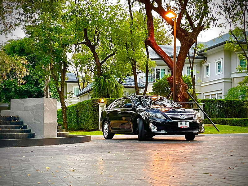 Toyota Camry 2.5 HV Premium Navi TOP ไมล์น้อยสุดในตลาด สวยสุดแน่นอนคะ (รูปที่ 7)