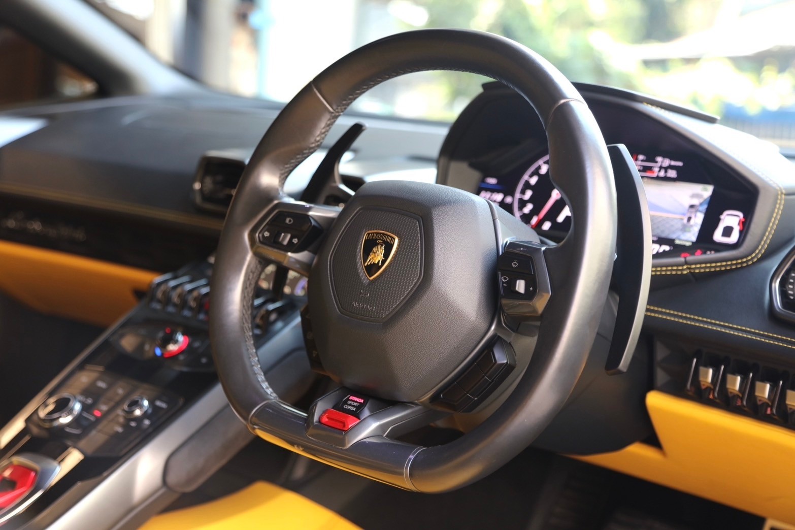 2015 Lamborghini Huracan EVO สีเหลือง (รูปที่ 10)