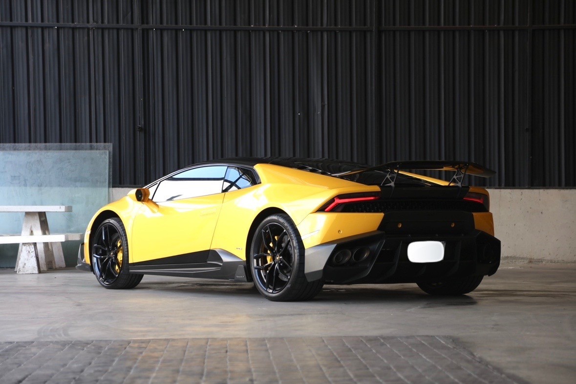 2015 Lamborghini Huracan EVO สีเหลือง (รูปที่ 4)