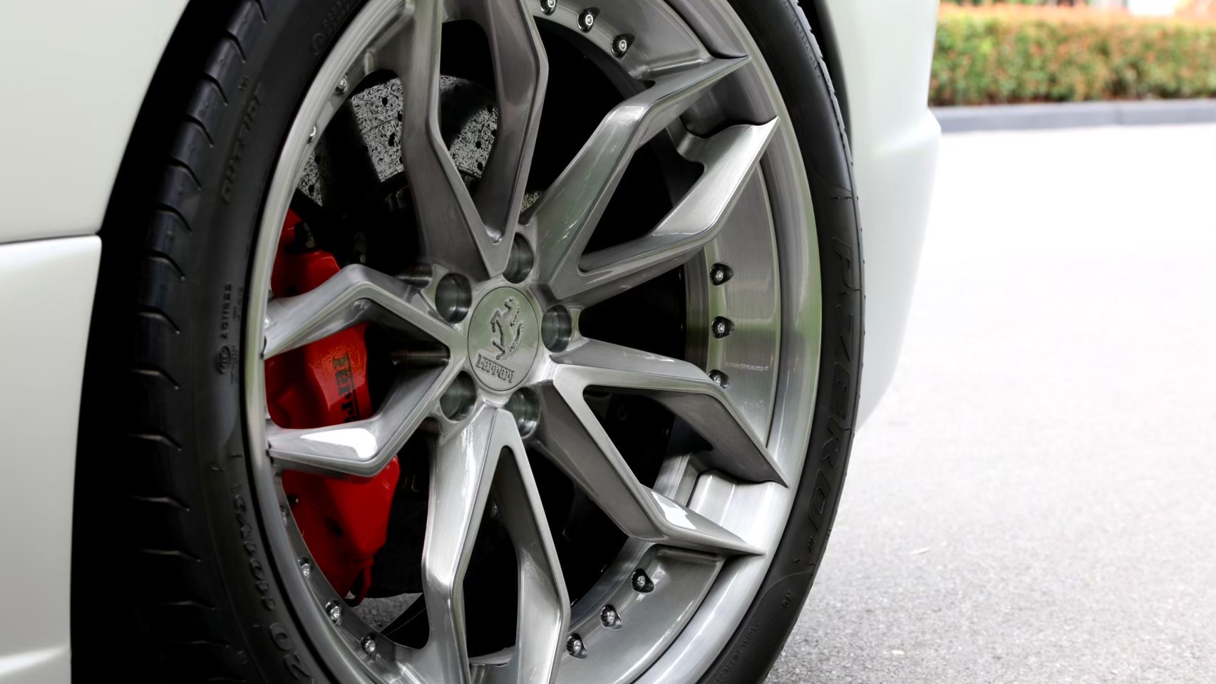 2007 Ferrari F430 สีเงิน (รูปที่ 6)