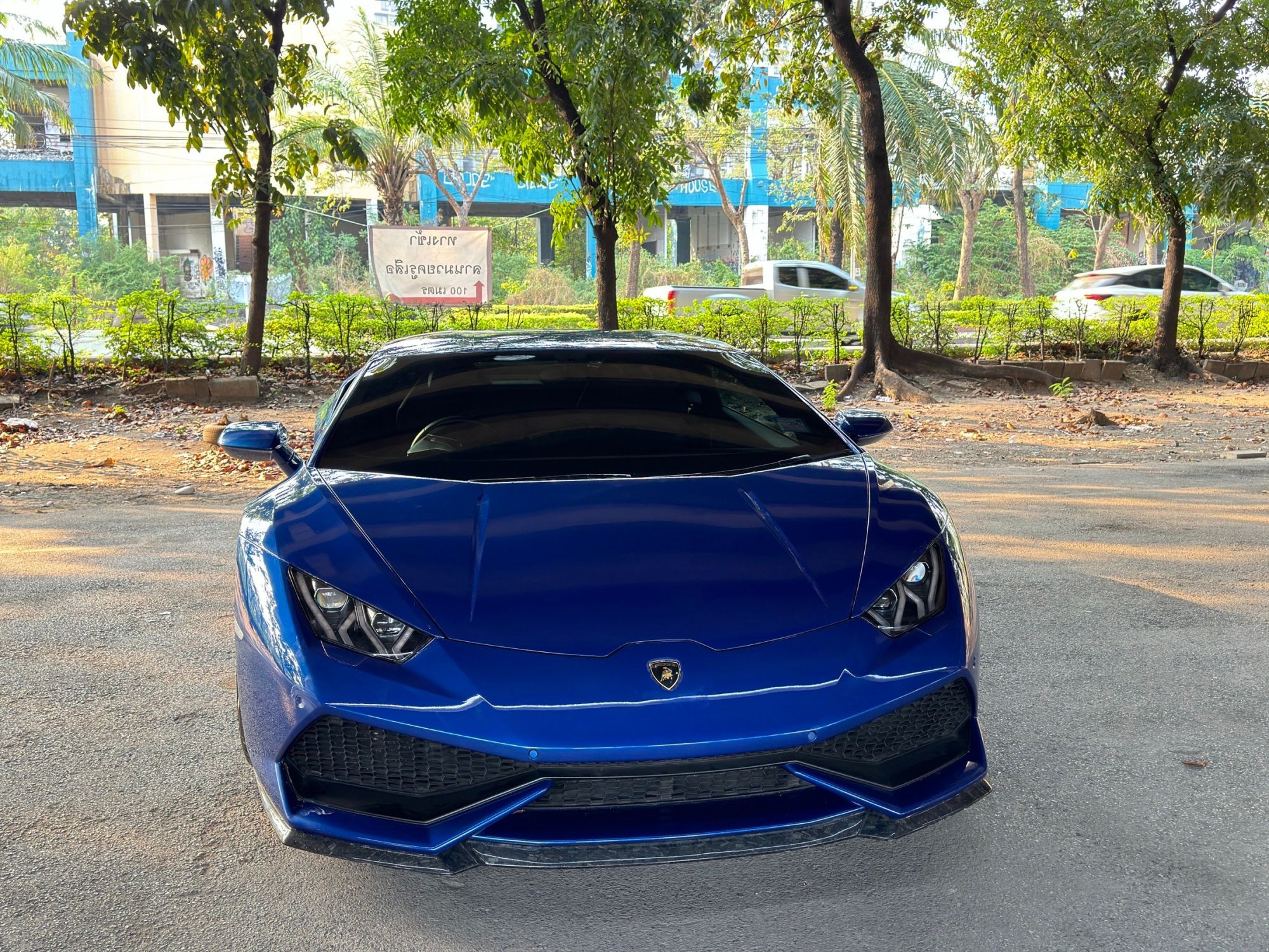 2017 Lamborghini Huracan Performante สีน้ำเงิน (รูปที่ 2)
