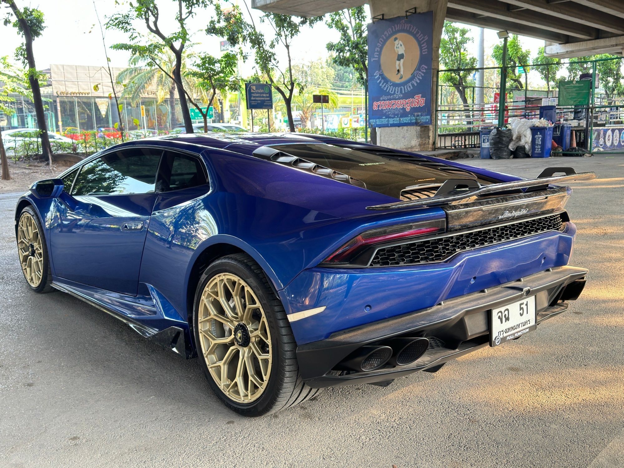 2017 Lamborghini Huracan Performante สีน้ำเงิน (รูปที่ 10)