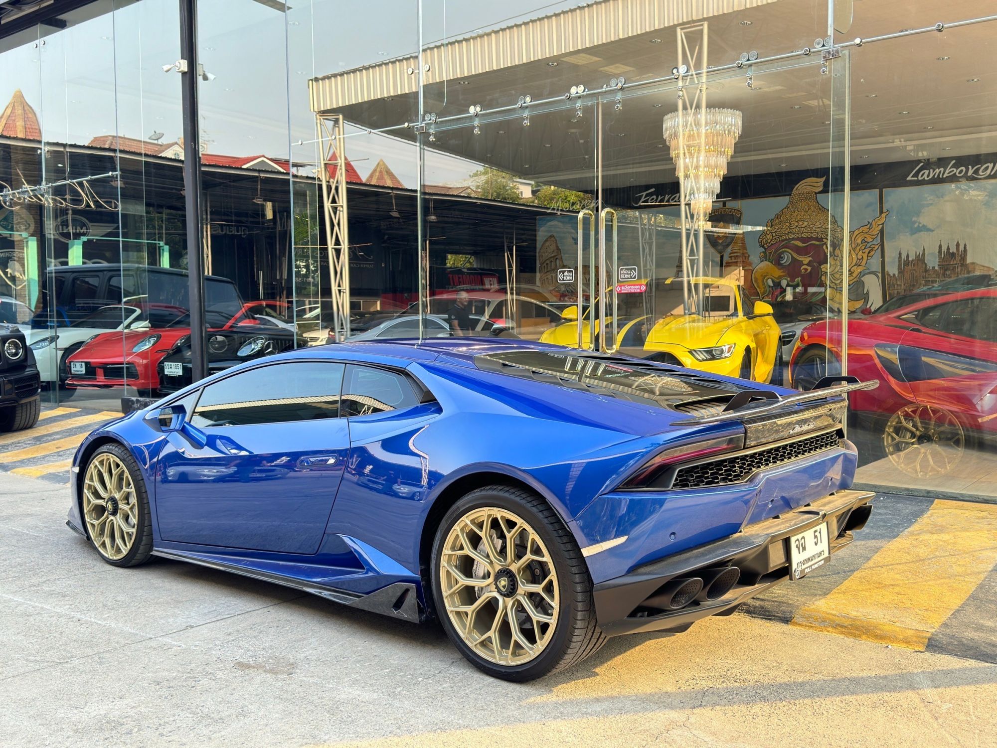 2017 Lamborghini Huracan Performante สีน้ำเงิน (รูปที่ 9)