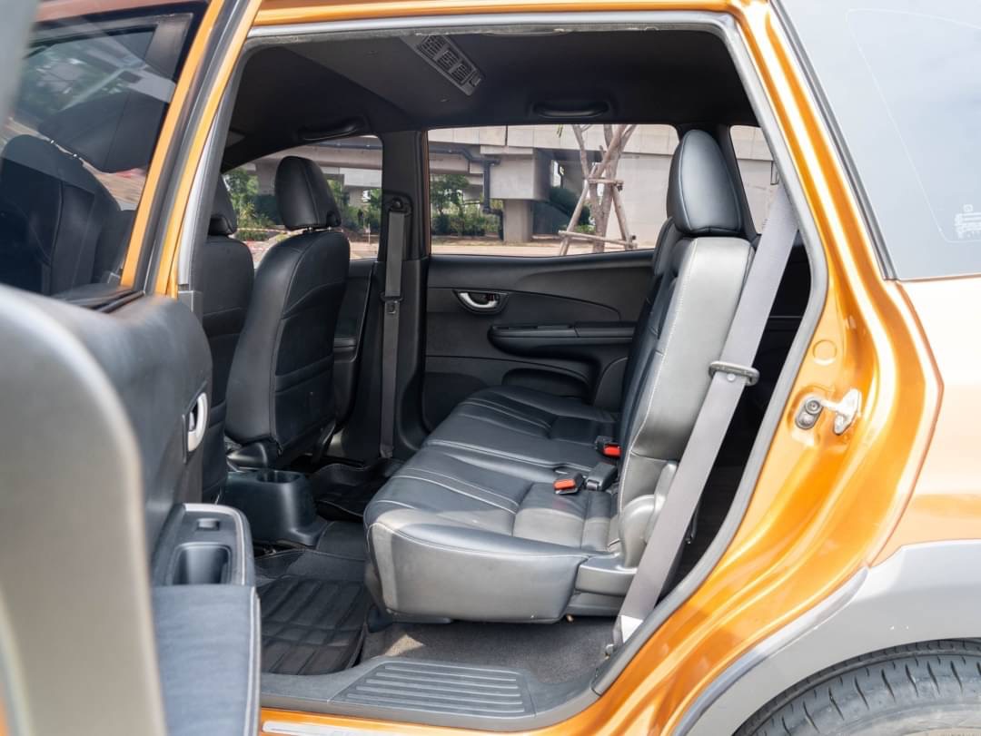 2016 Honda BR-V สีส้ม (รูปที่ 8)