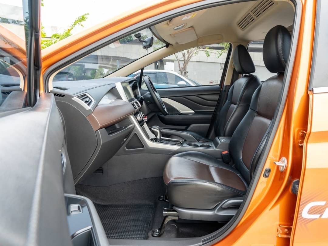 2020 Mitsubishi Xpander สีน้ำตาล (รูปที่ 9)
