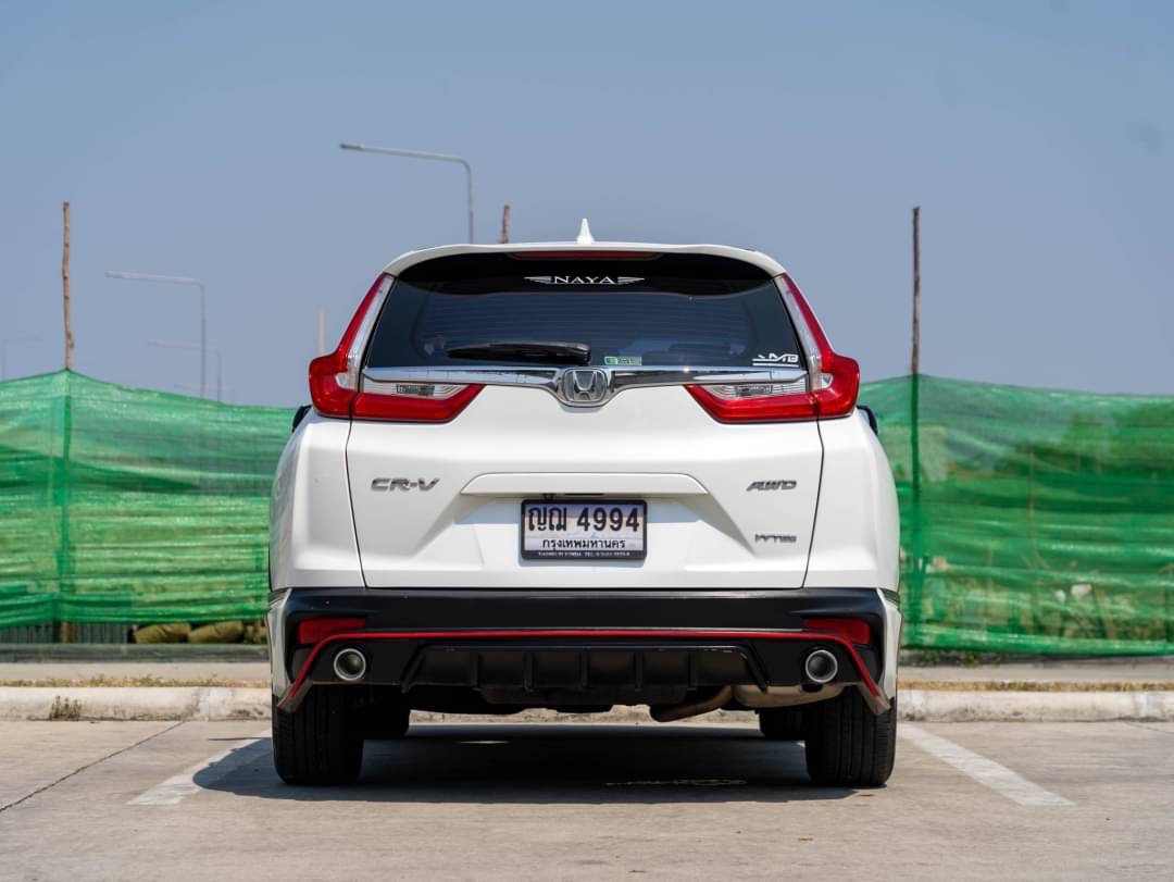 2017 Honda CR-V สีขาว (รูปที่ 2)
