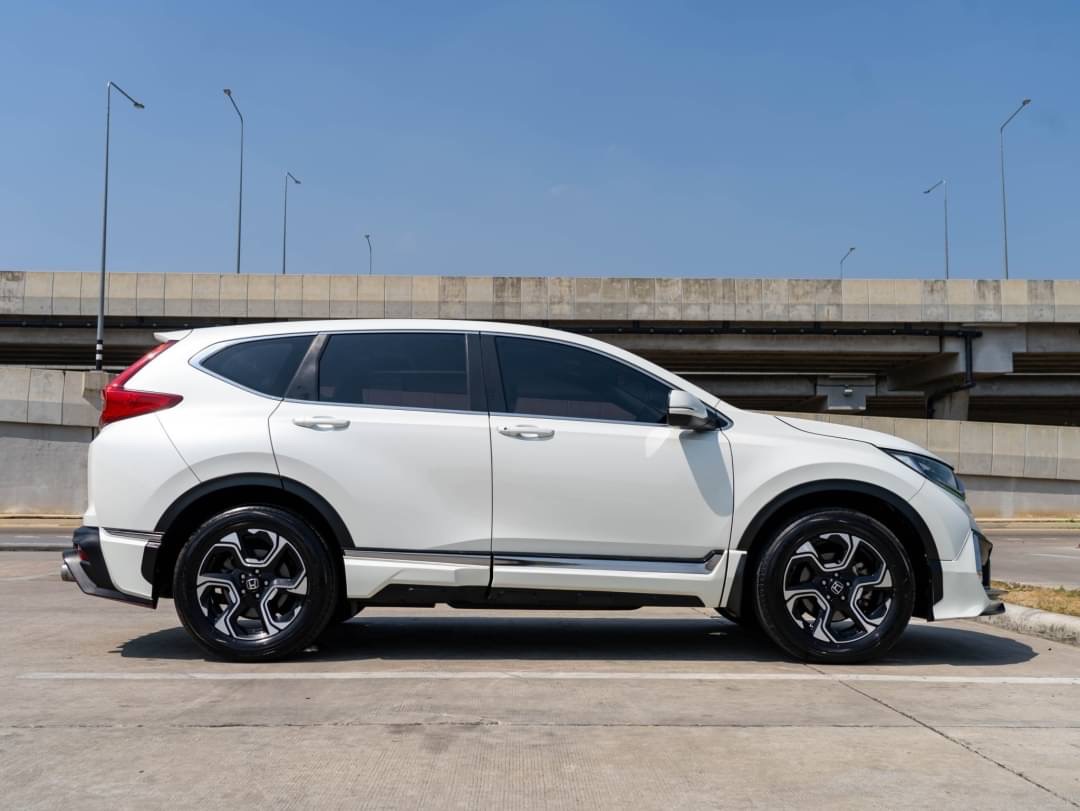 2017 Honda CR-V สีขาว (รูปที่ 8)