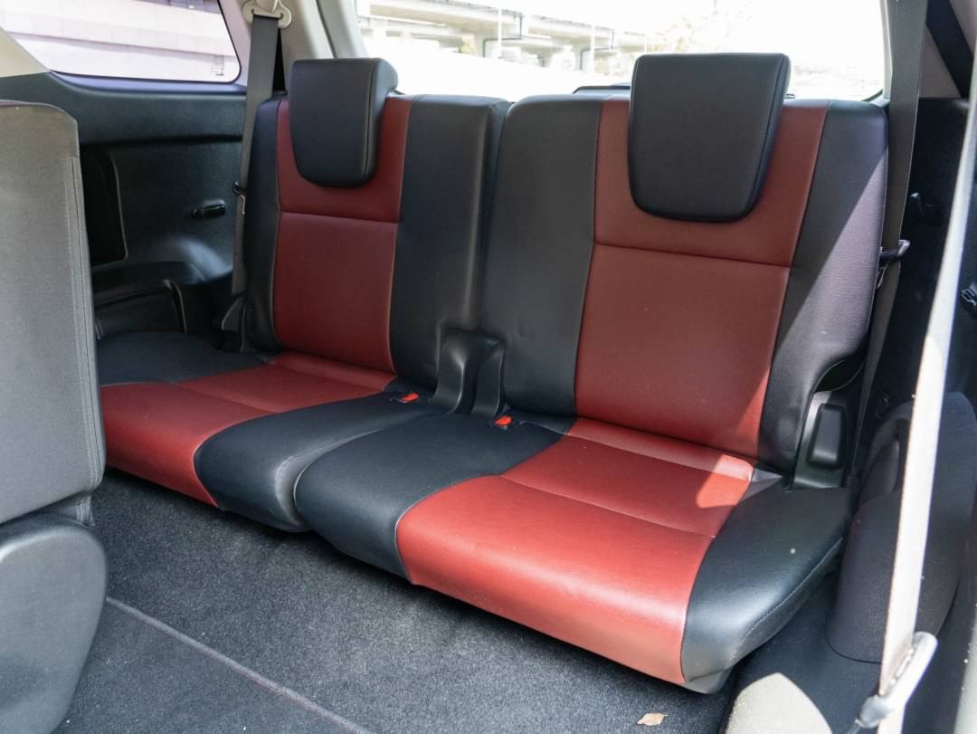 2019 Toyota Fortuner สีขาว (รูปที่ 16)