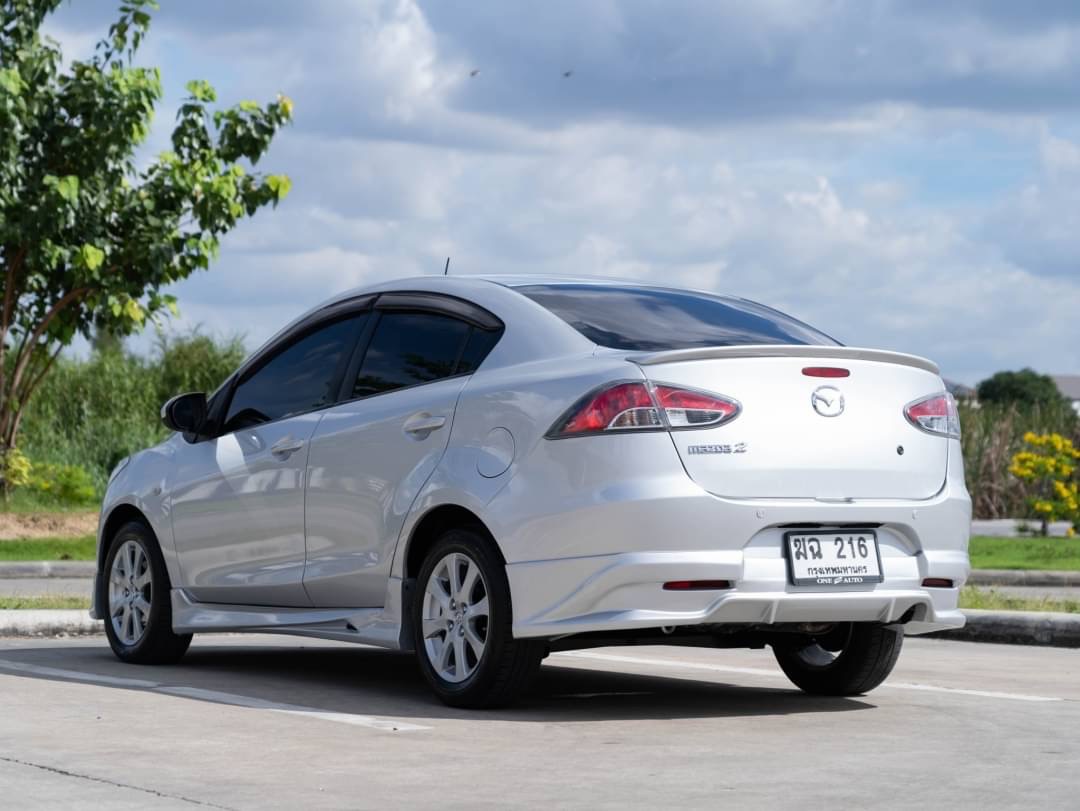 2012 Mazda 2 Elegance (4 ประตู) สีเงิน (รูปที่ 9)