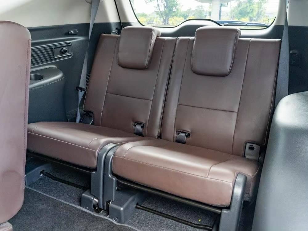2019 Mitsubishi Pajero สีขาว (รูปที่ 15)