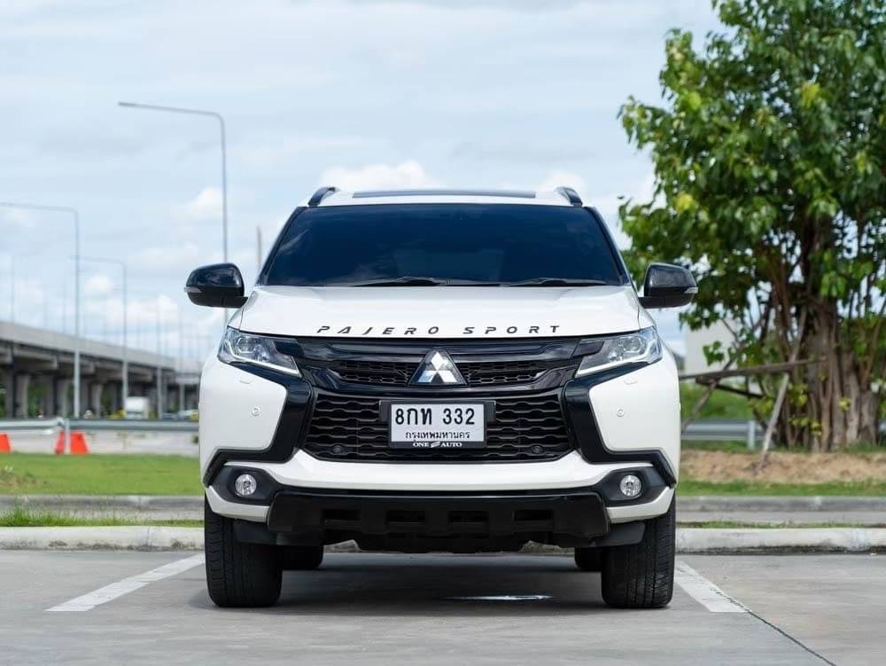 2019 Mitsubishi Pajero สีขาว