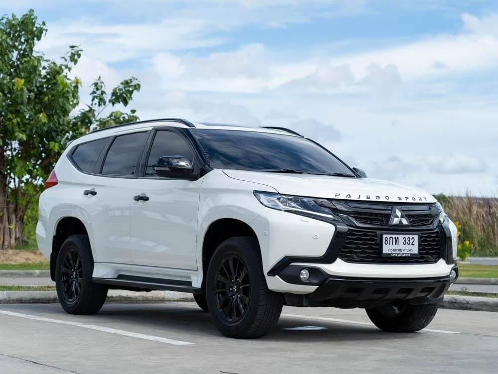 2019 Mitsubishi Pajero สีขาว