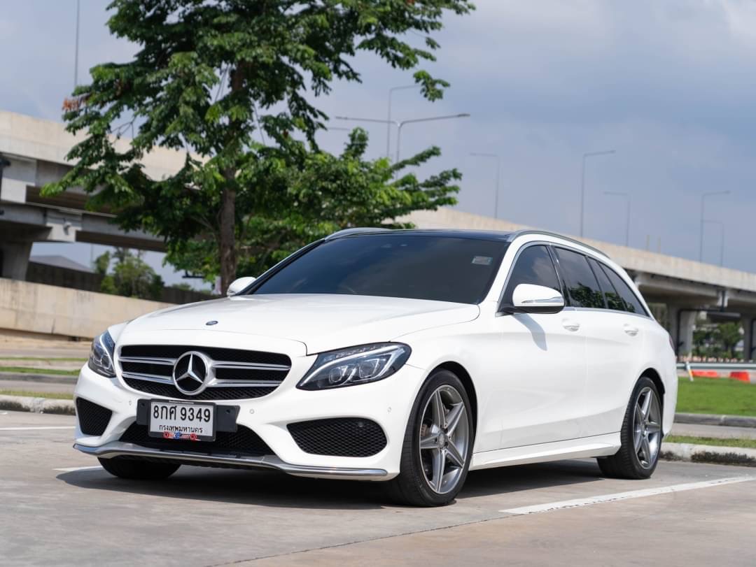 2015 Mercedes-Benz C-Class W205 C300 สีขาว