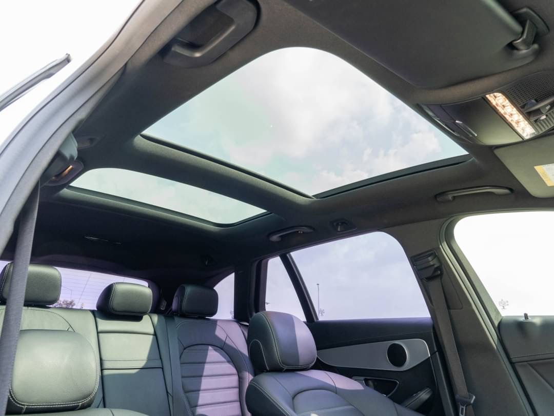 2015 Mercedes-Benz C-Class W205 C300 สีขาว (รูปที่ 13)