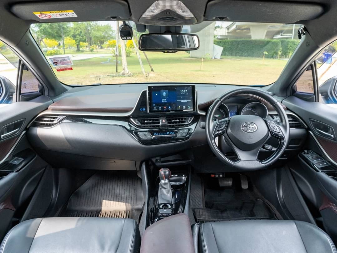 2019 Toyota C-HR สีน้ำเงิน (รูปที่ 16)