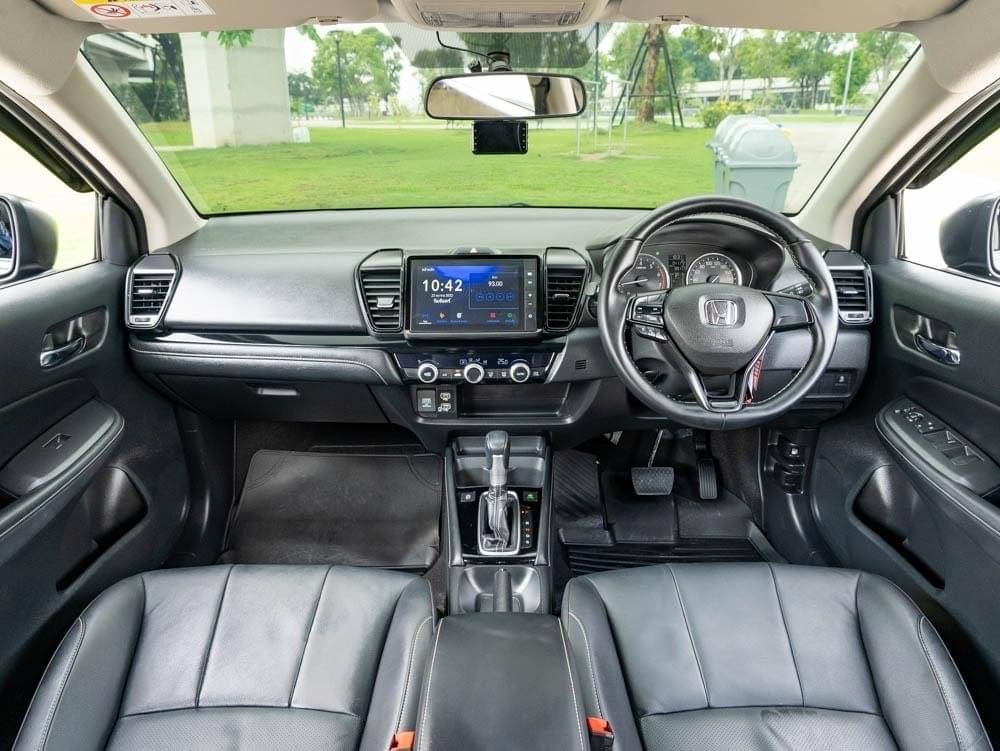 2021 Honda City Hatchback สีดำ (รูปที่ 14)