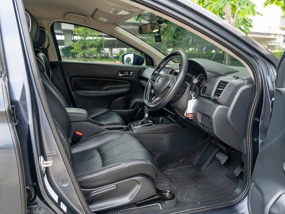 2021 Honda City Hatchback สีดำ (รูปที่ 5)