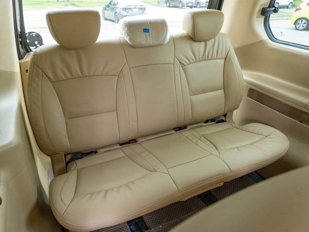 2018 Hyundai H-1 สีดำ (รูปที่ 16)