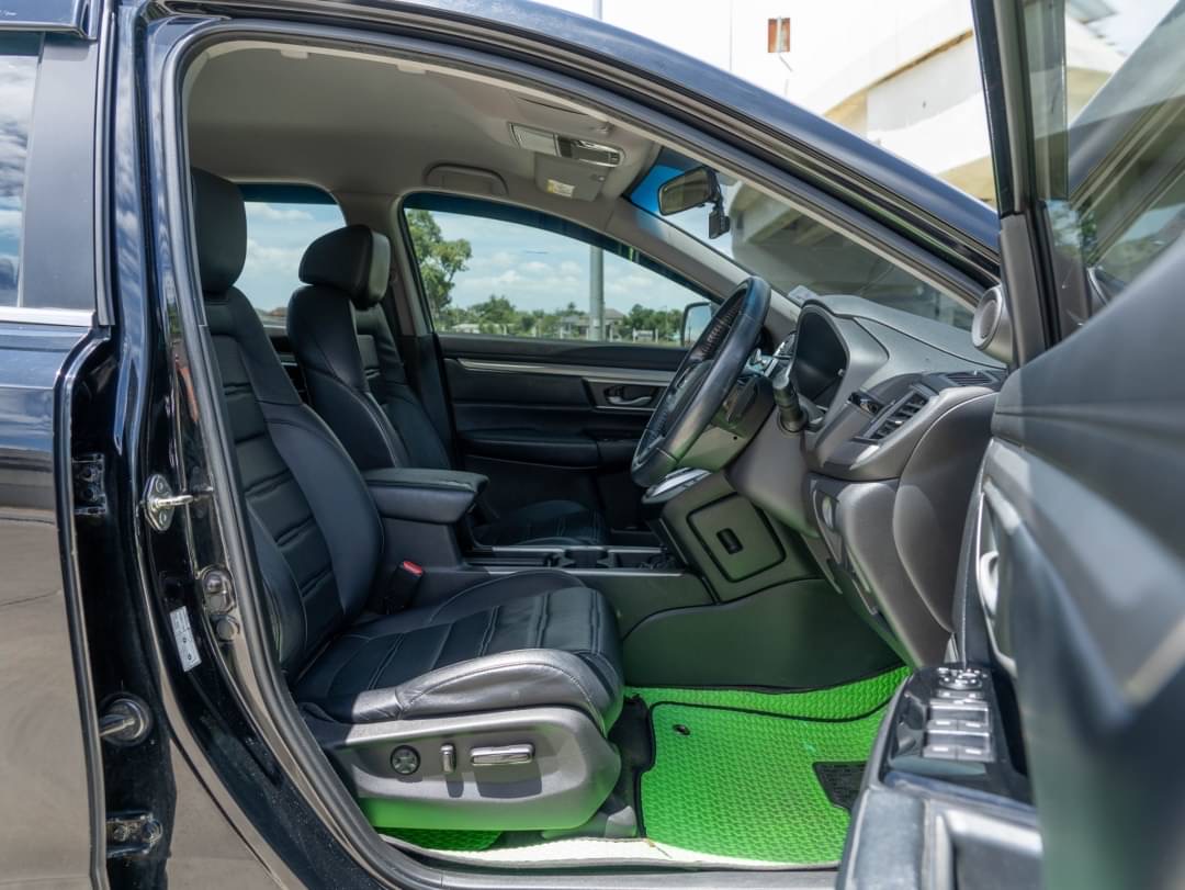 2018 Honda CR-V สีดำ (รูปที่ 9)
