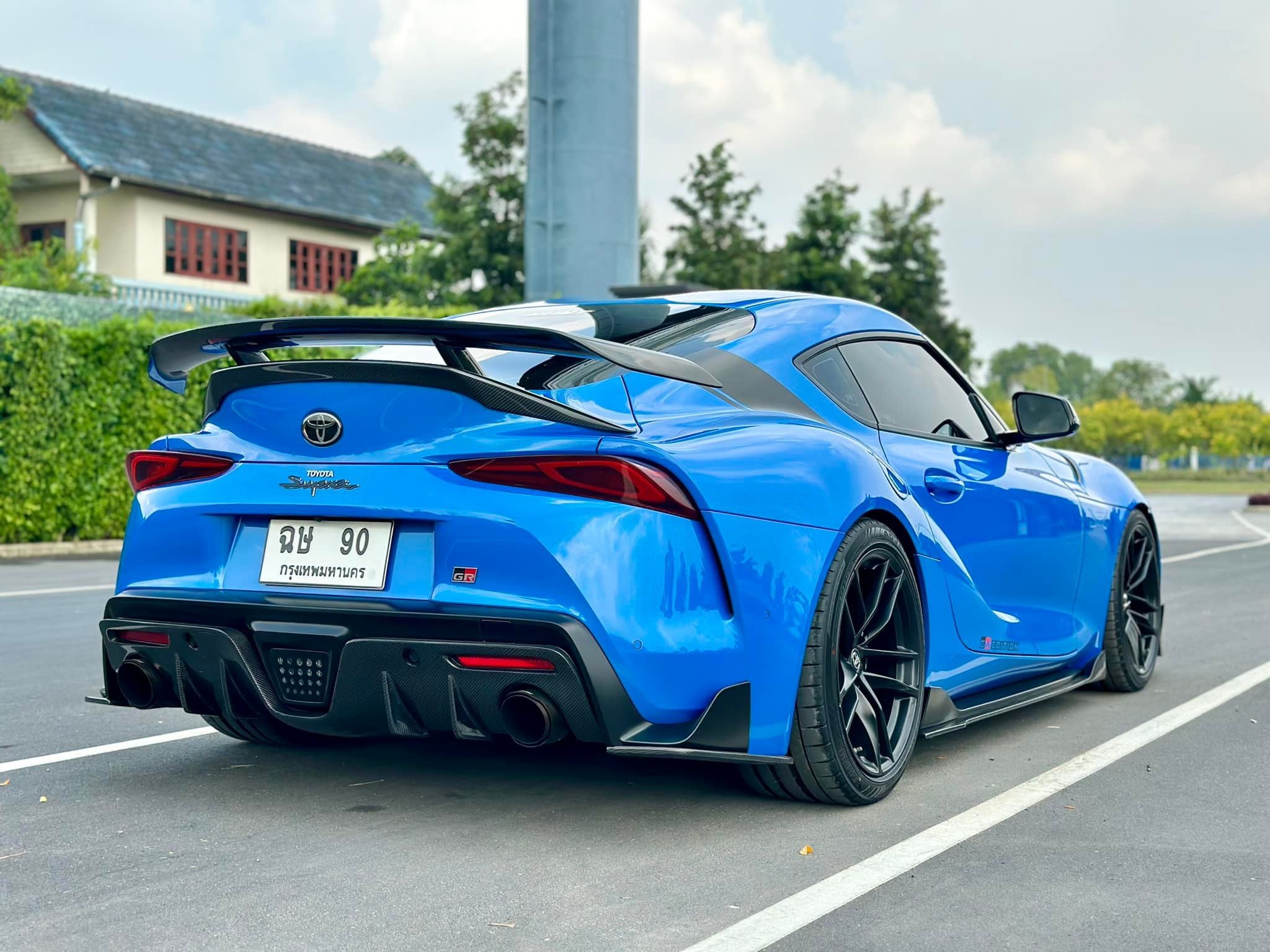 2021 Toyota Supra สีฟ้า (รูปที่ 7)