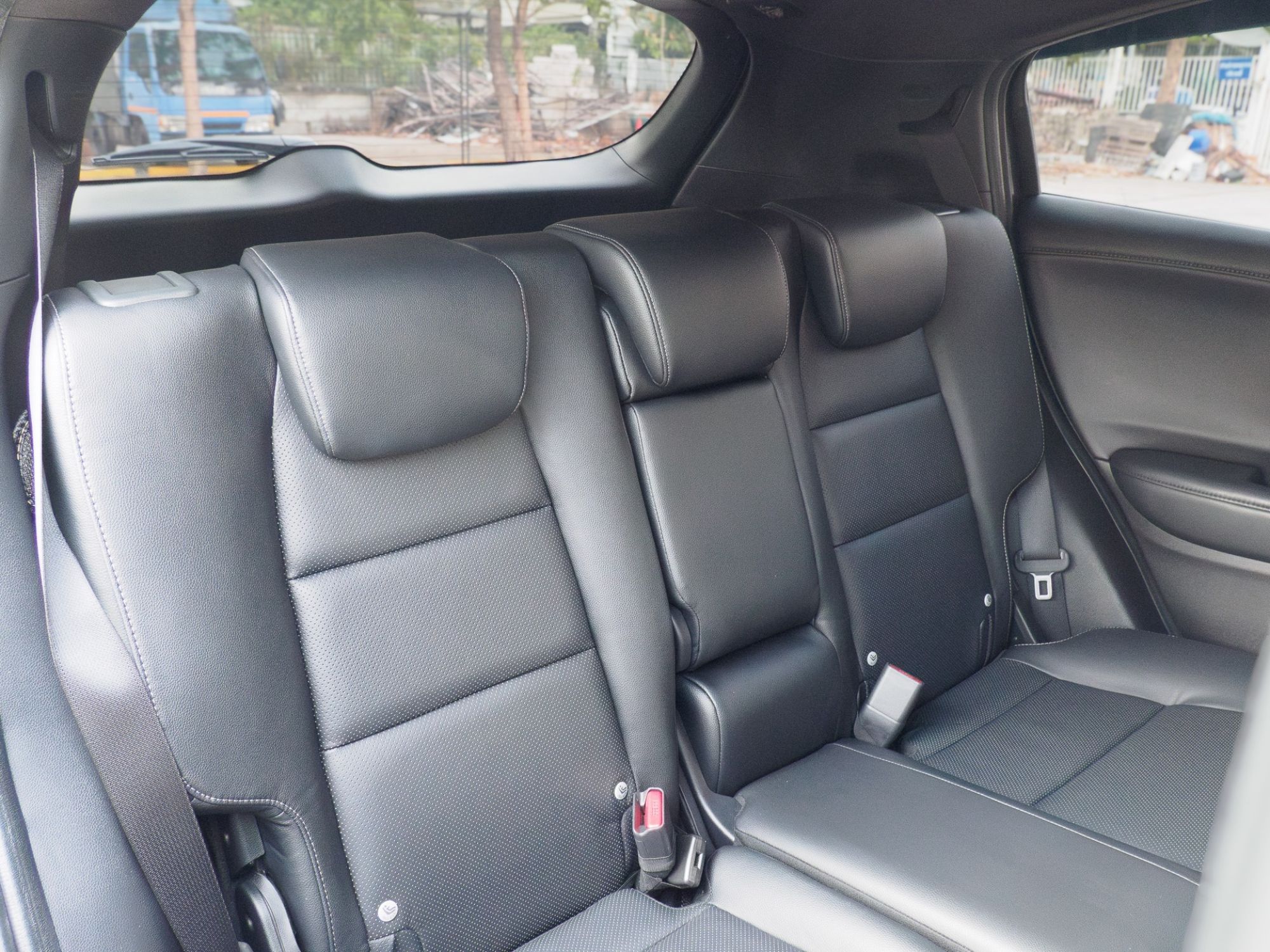 2019 Honda HR-V สีเทา (รูปที่ 10)