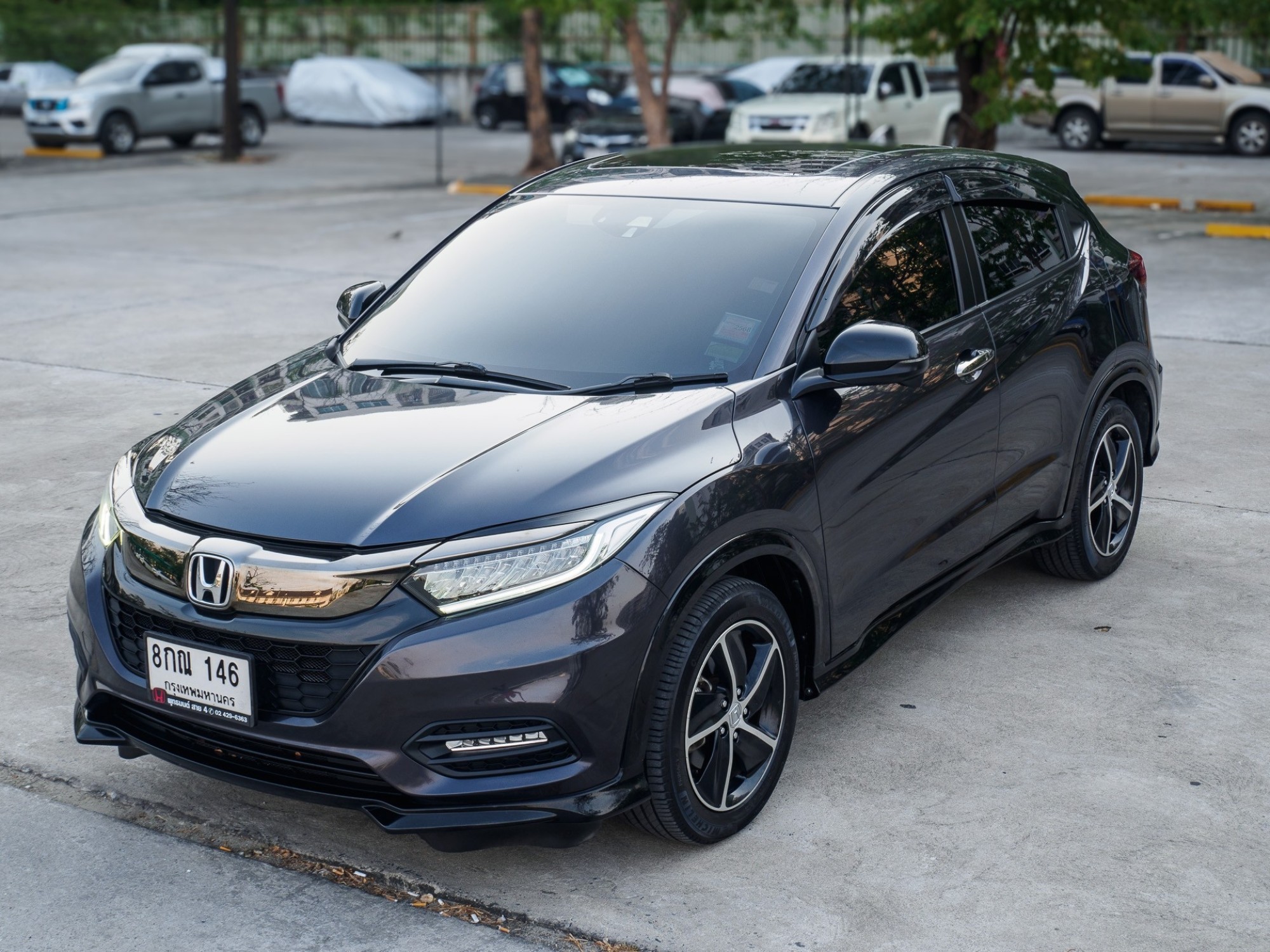 2019 Honda HR-V สีเทา (รูปที่ 4)