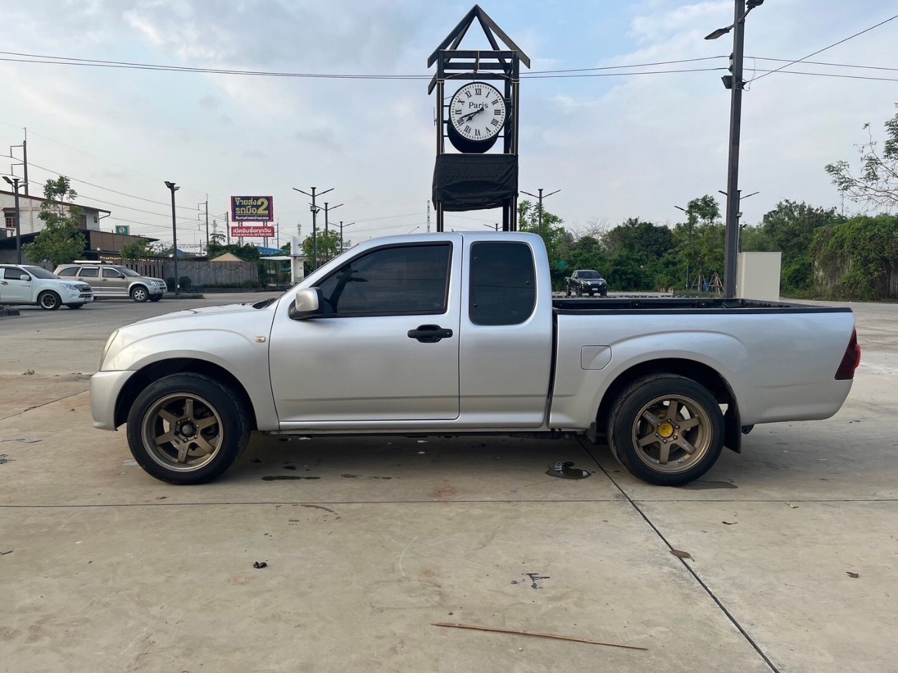 2008 Isuzu D-Max Space Cab สีเงิน