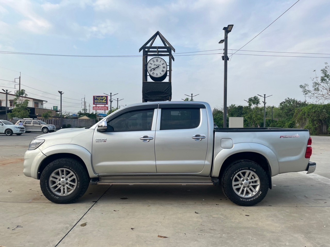 2011 Toyota Hilux Vigo Double cab สีเงิน (รูปที่ 4)