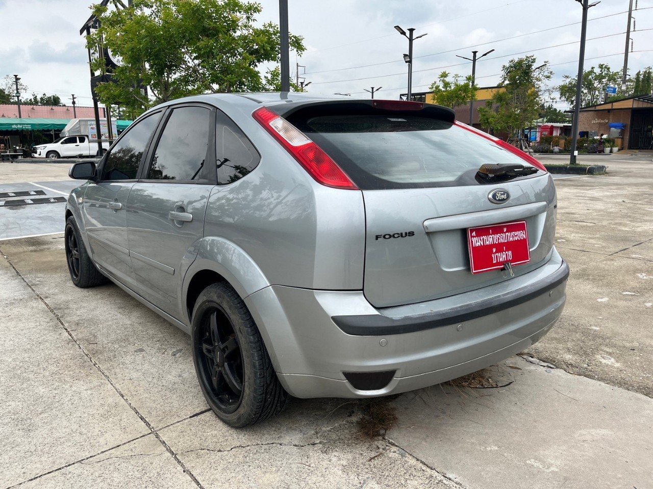 2006 Ford Focus สีเทา (รูปที่ 4)