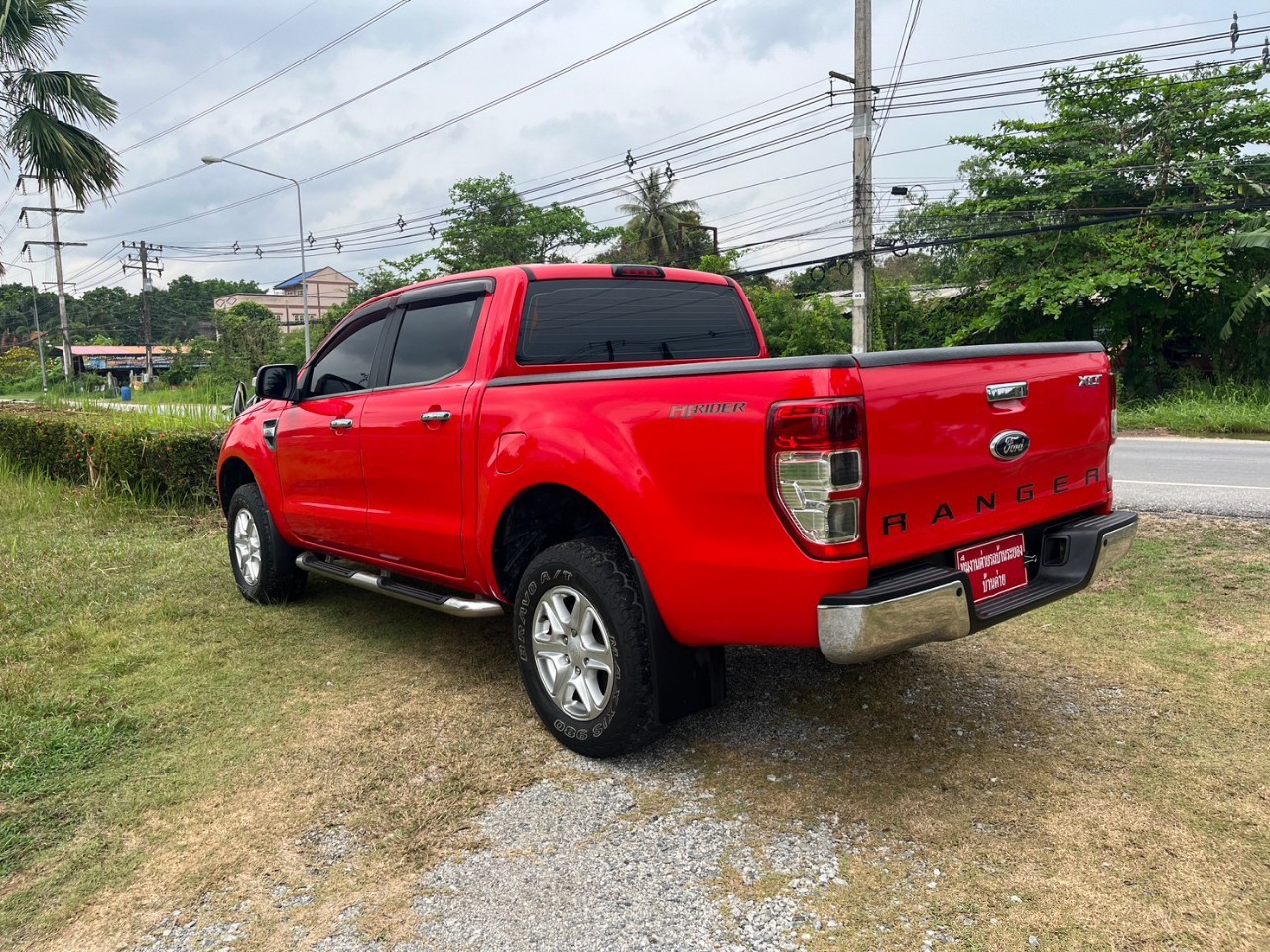 2013 Ford Ranger 4 ประตู สีแดง